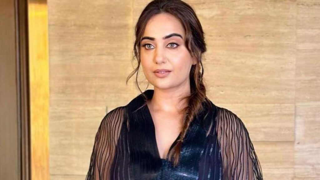 kusha kapila net worth