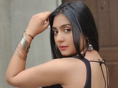 anjali tatrari age