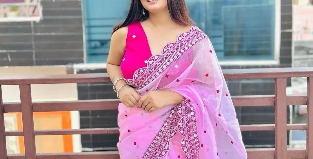 yashika sharma age