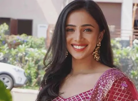 sayali salunkhe age