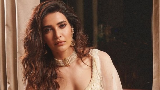 karishma tanna age