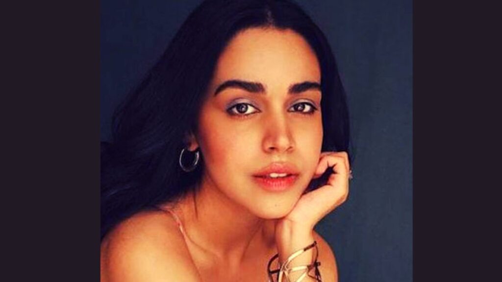 naila grewal age