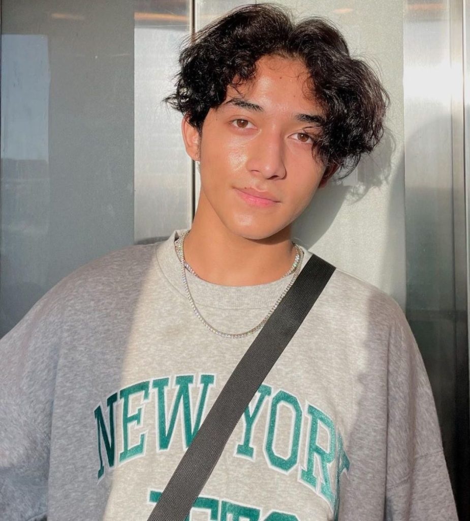 akash thapa age