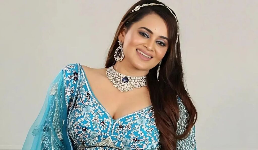 bebika dhurve age
