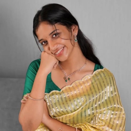 sridevi apalla age