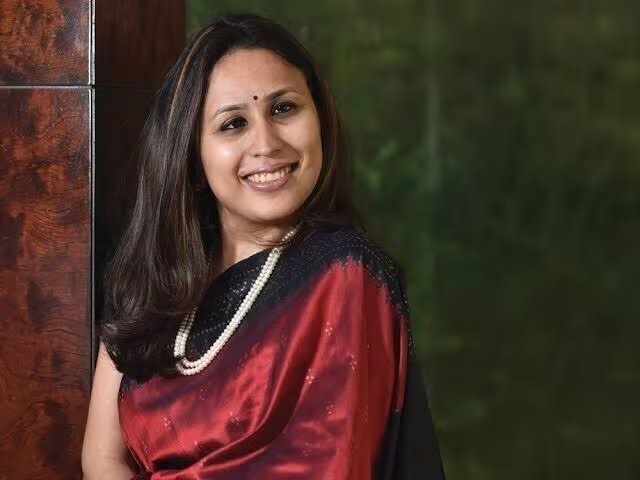 radhika gupta age