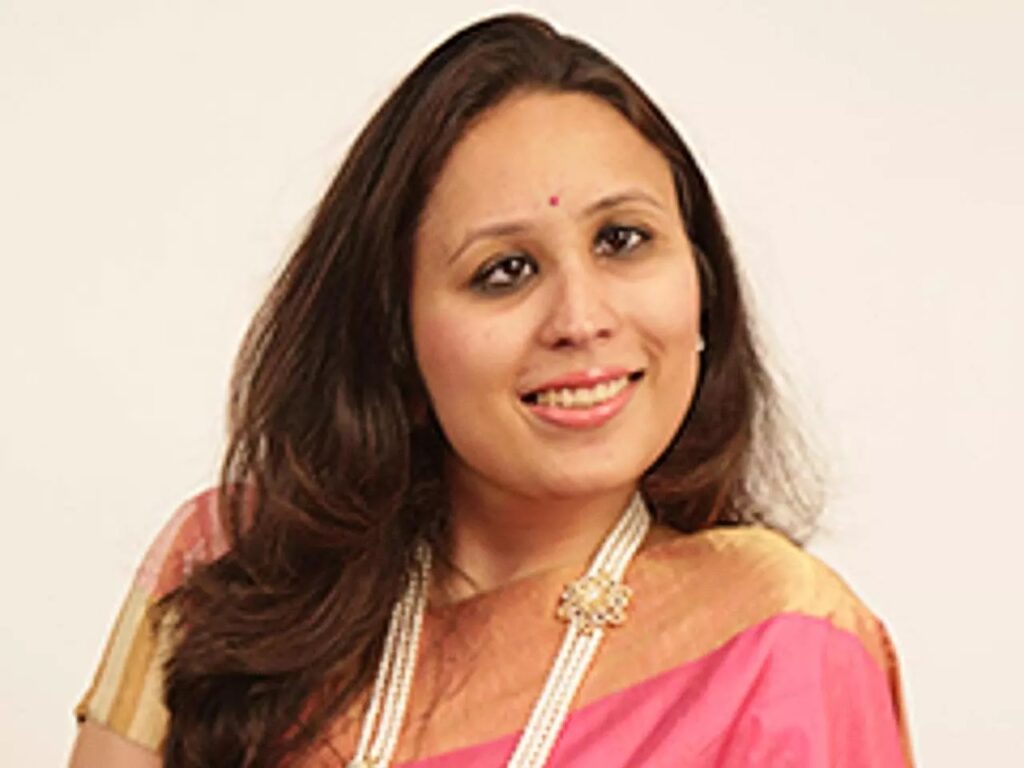 radhika gupta age