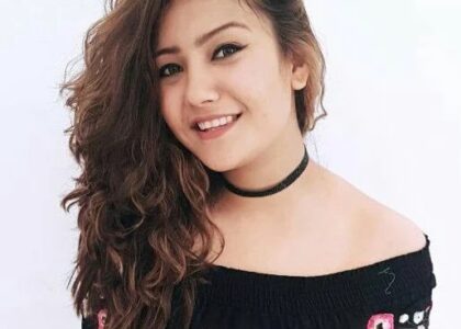 aashika bhatia age