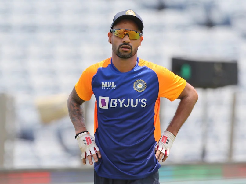shikhar dhawan age