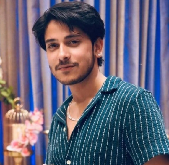 purav jha age