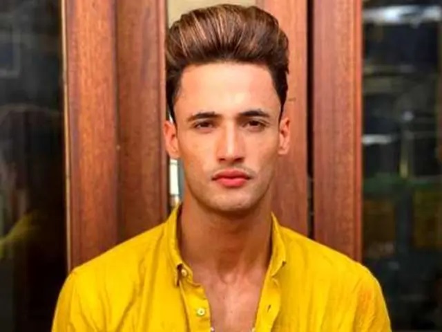 asim riaz age