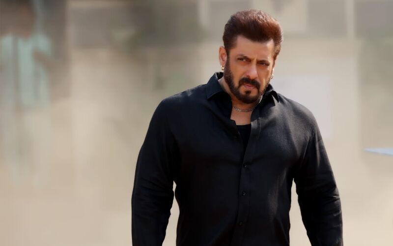 age of salman khan