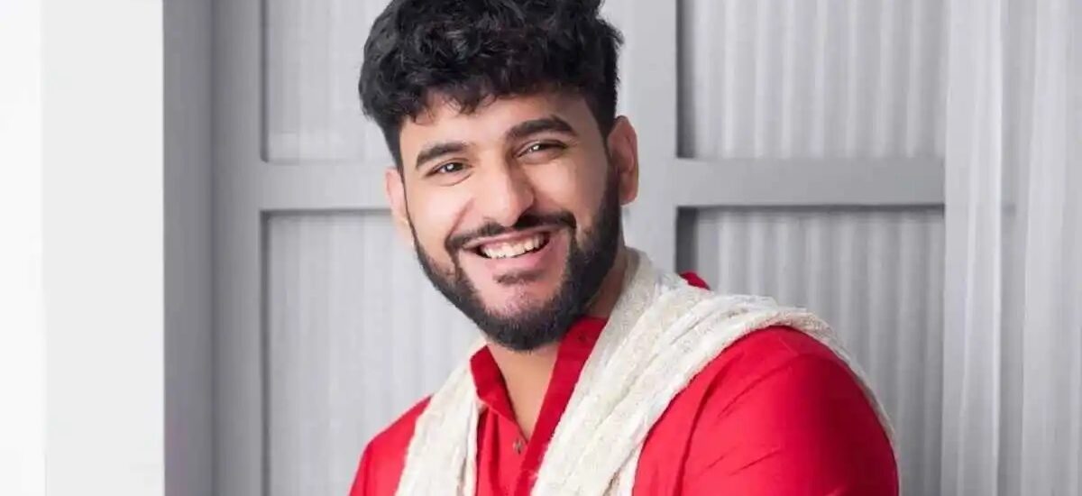 abhishek malhan age