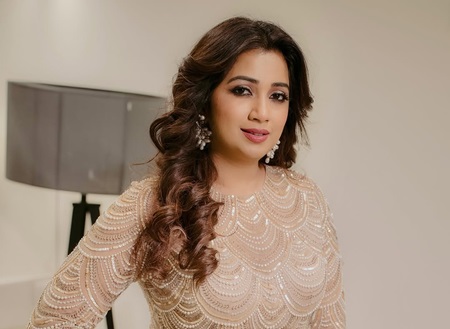 shreya ghoshal age