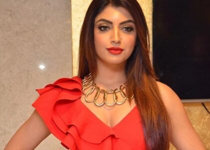 akanksha puri age