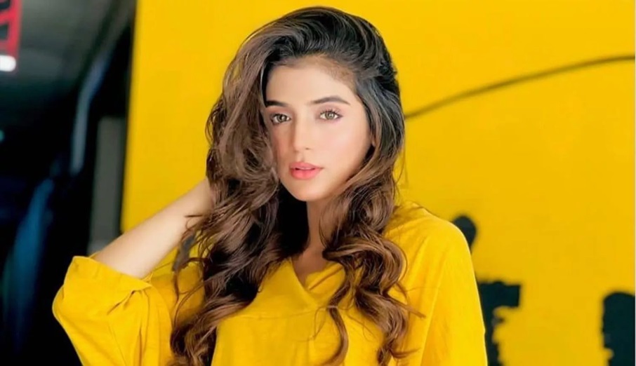 laiba khan age