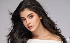 laiba khan age