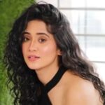 shivangi joshi age