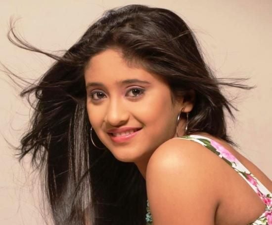 shivangi joshi age