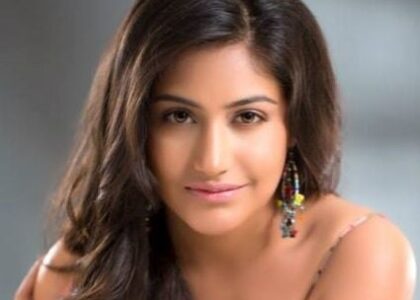surbhi chandna age