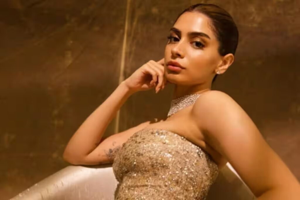 khushi kapoor age