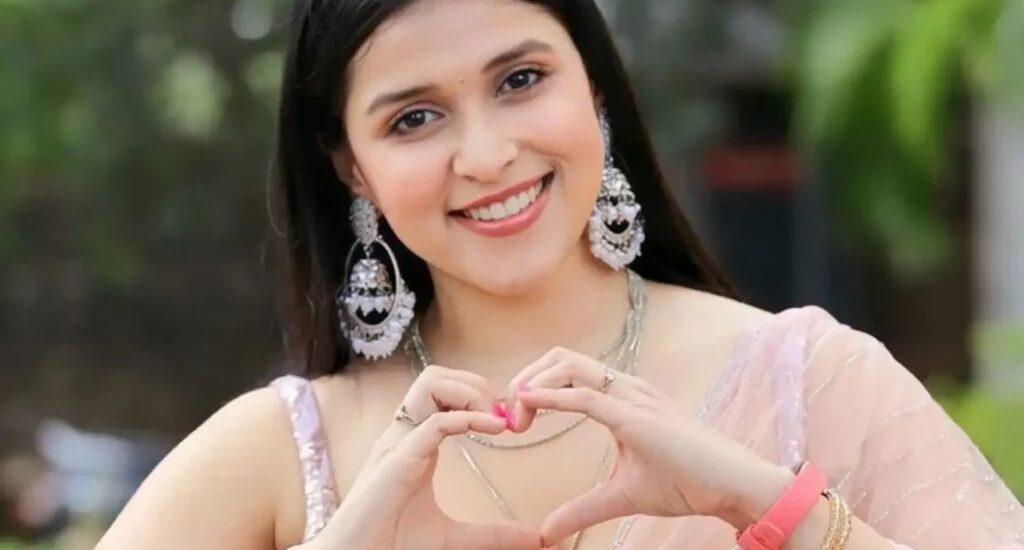 mannara chopra age