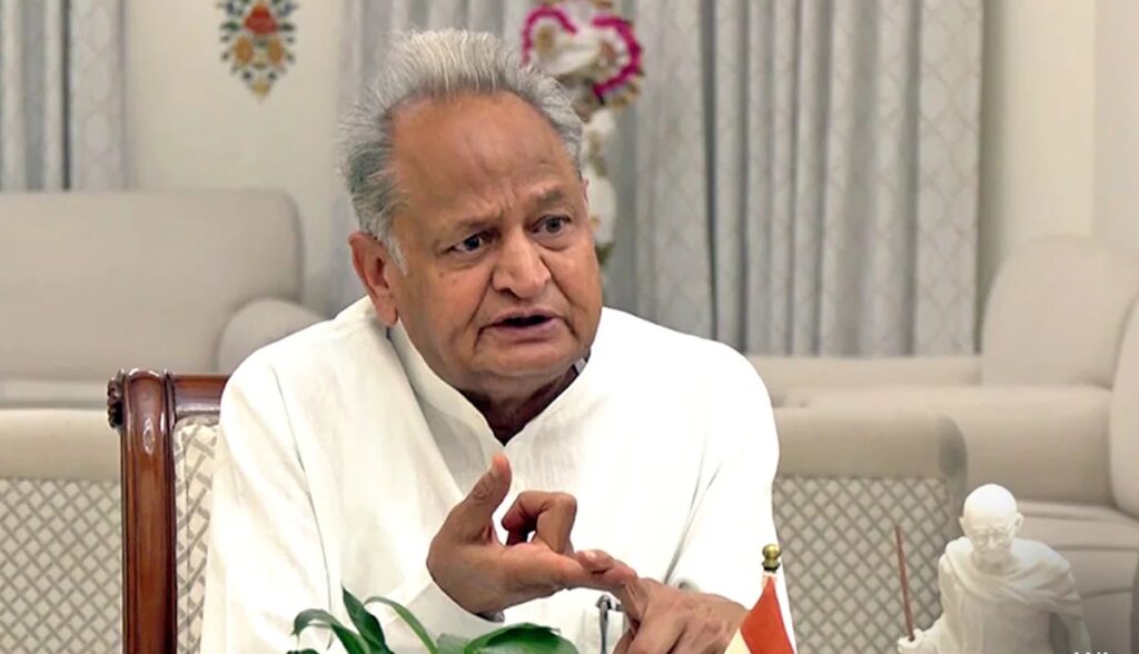 ashok gehlot age