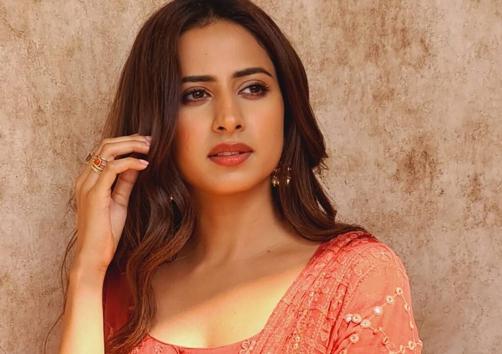 sargun mehta age