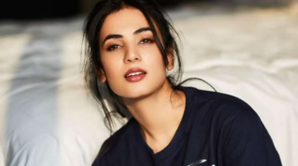 sonal chauhan age