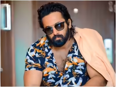 unni mukundan age
