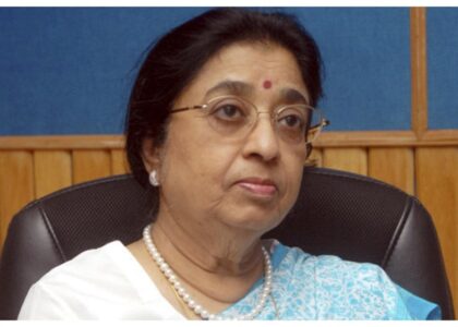 usha mangeshkar age