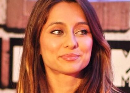 anusha dandekar age