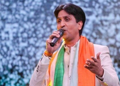 kumar vishwas age