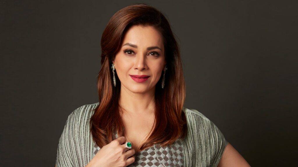 neelam kothari age