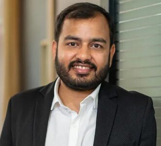 alakh pandey net worth