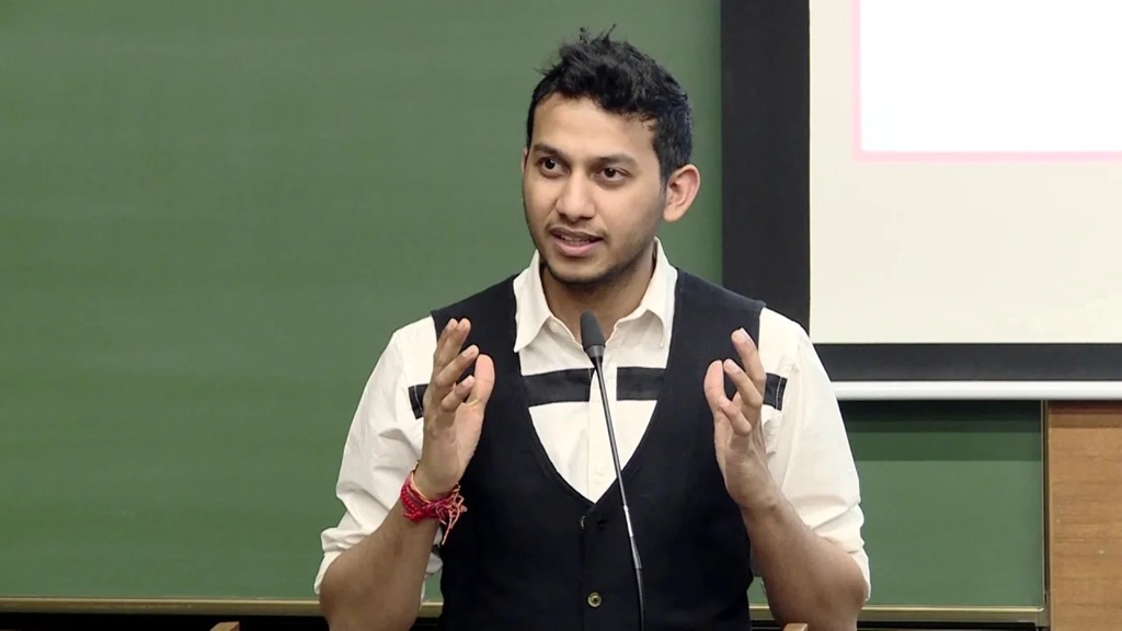 ritesh agarwal net worth