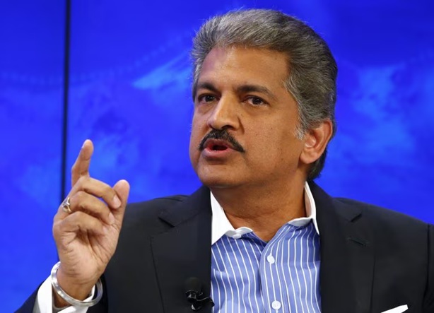 anand mahindra net worth