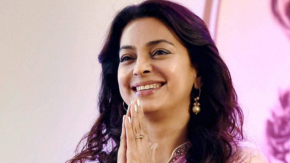 juhi chawla net worth
