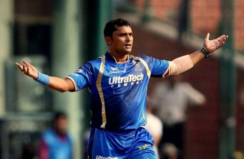 pravin tambe net worth