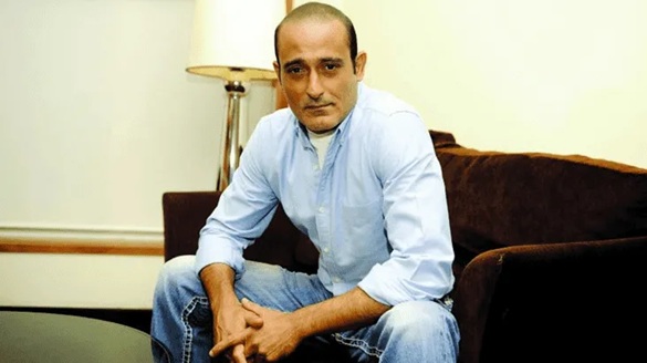 akshaye khanna net worth