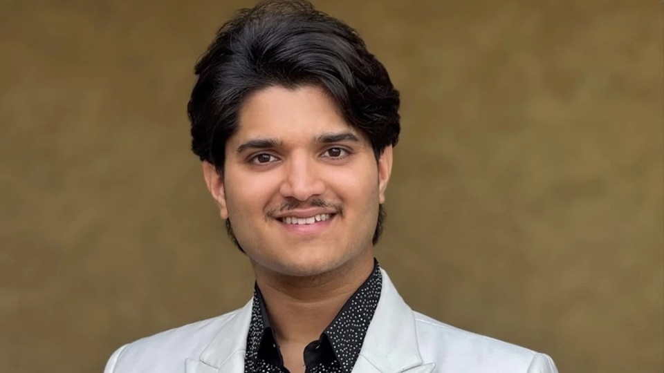 mridul tiwari net worth