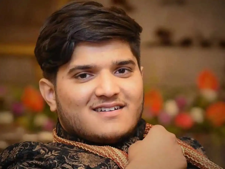 mridul tiwari net worth