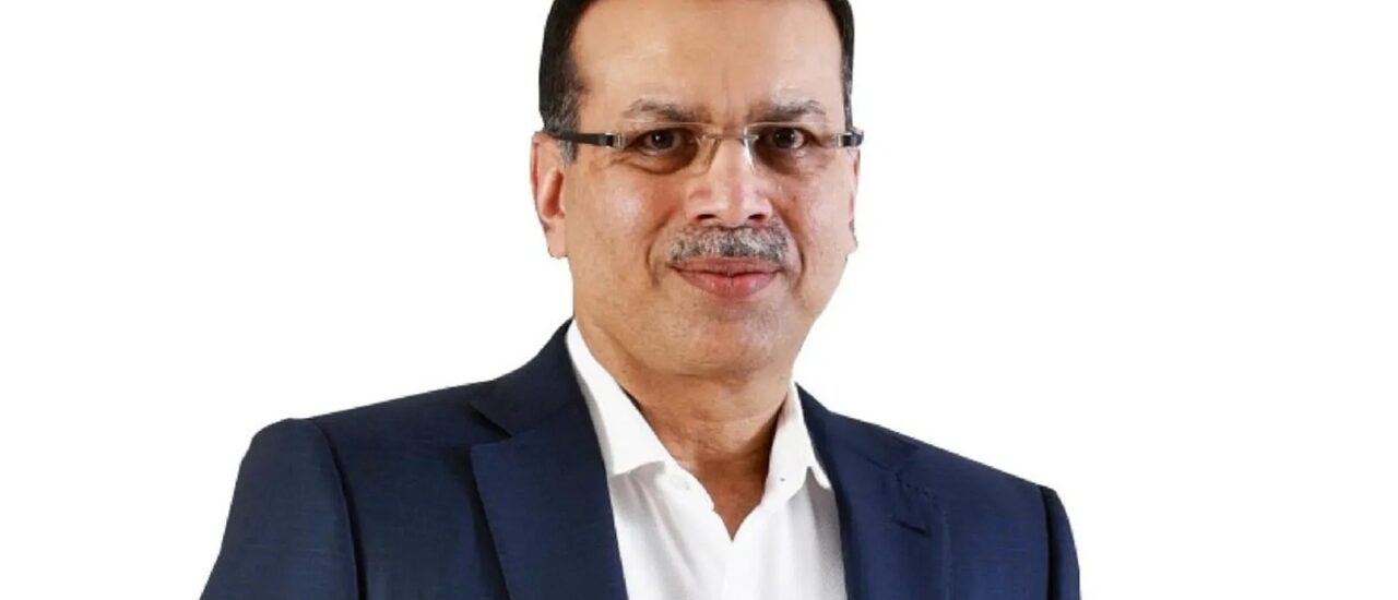 sanjiv goenka net worth