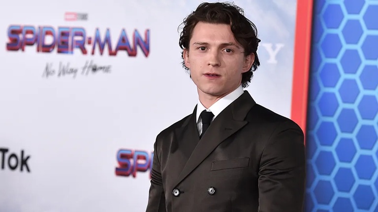 tom holland net worth