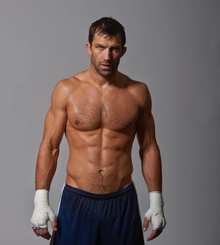 luke rockhold net worth