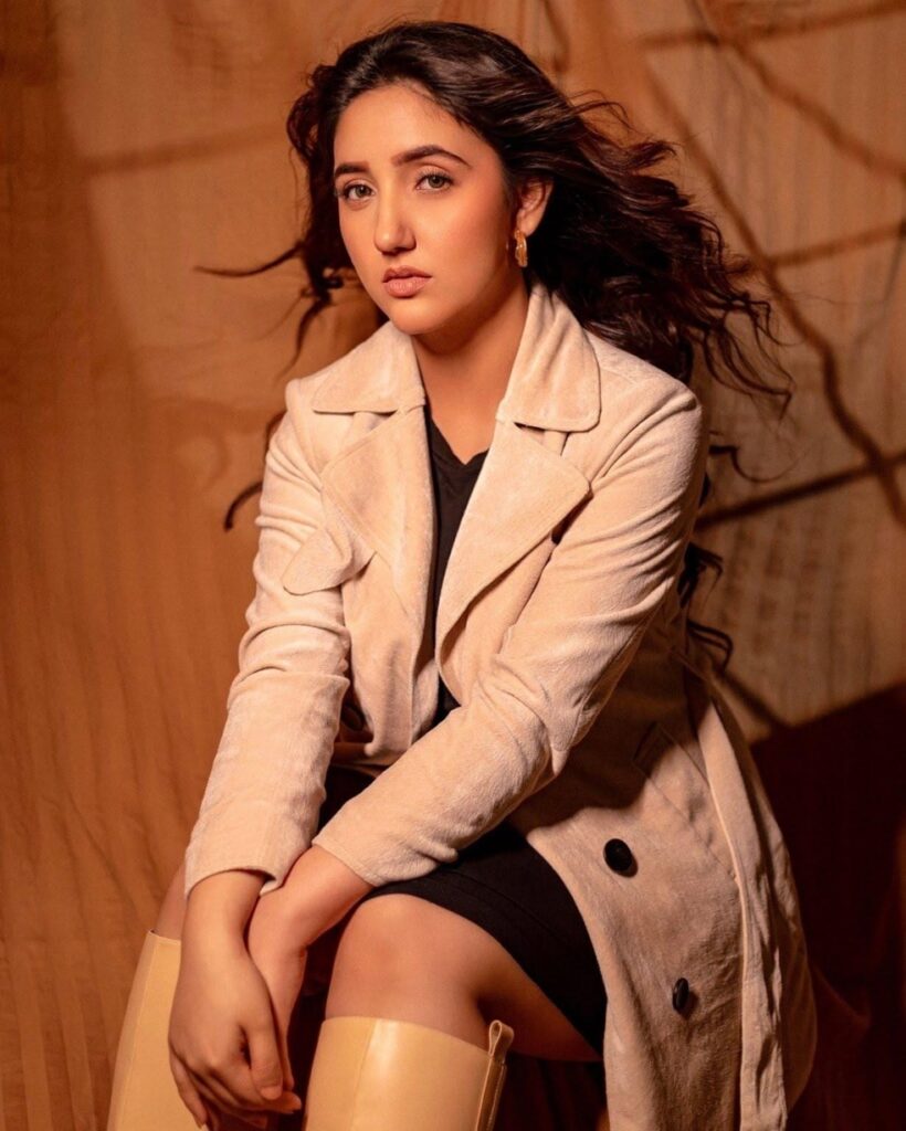ashnoor kaur net worth