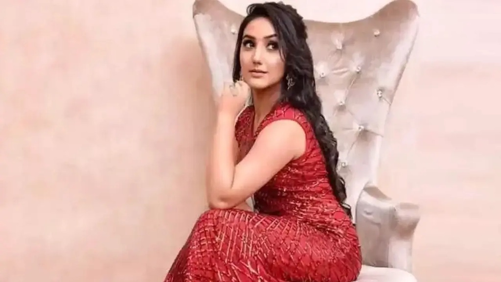 ashnoor kaur net worth