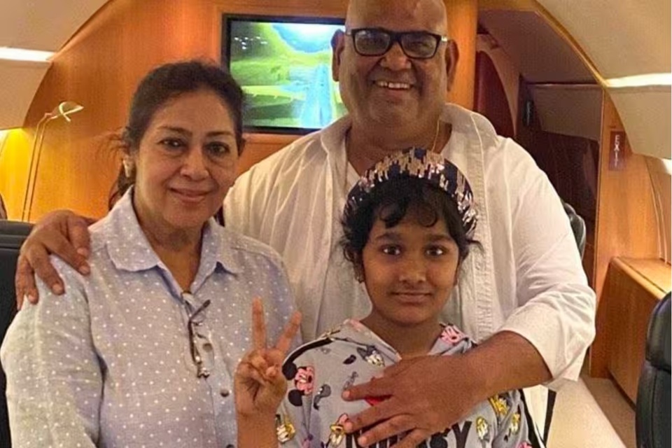 satish kaushik net worth
