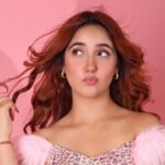ashnoor kaur net worth
