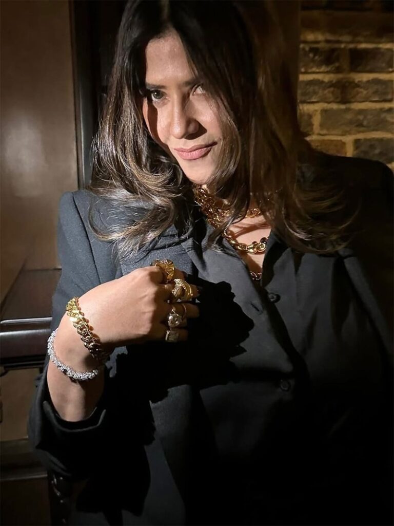 ekta kapoor net worth